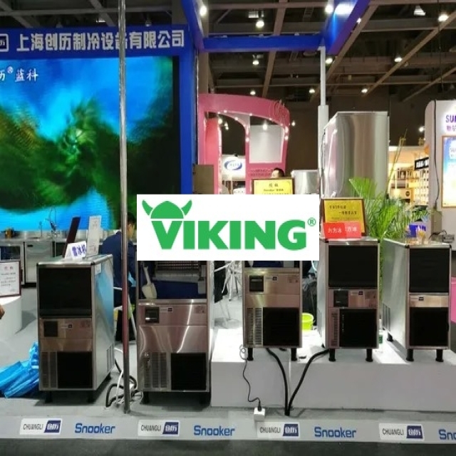 CompactCafé 1.5L Semi Automatic Espresso Machine